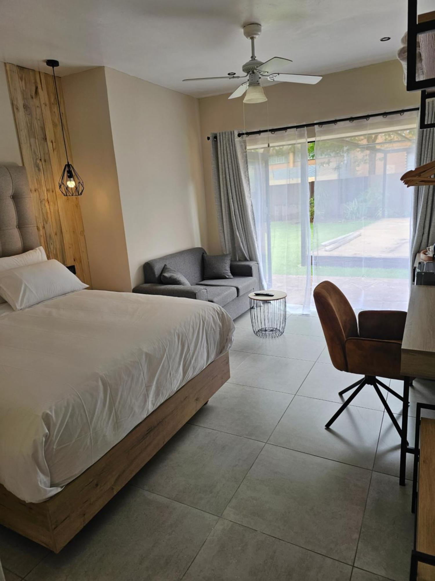 Grey Heron Boksburg Ngoại thất bức ảnh